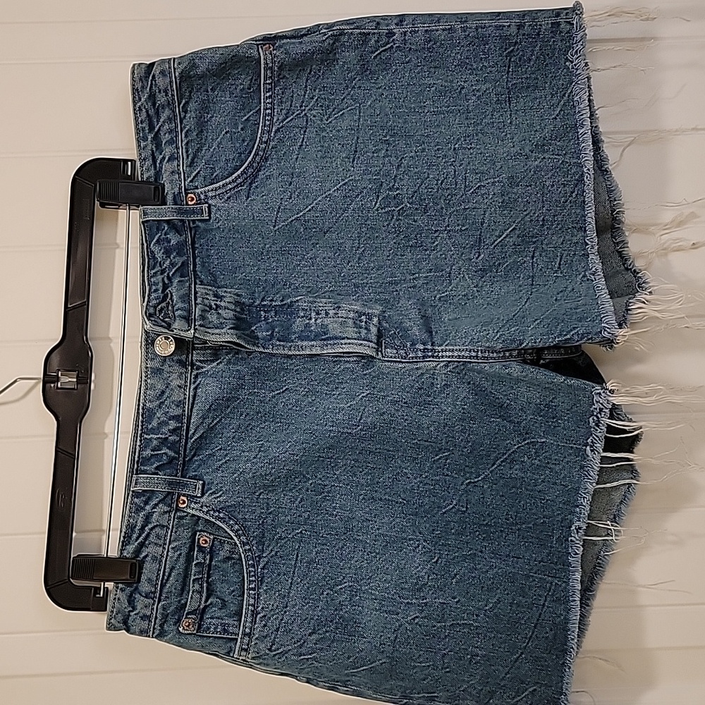 GRLFND Helena High Rise Cut Off Blue Denim Shorts Size 31 NWT - Picture 9 of 9